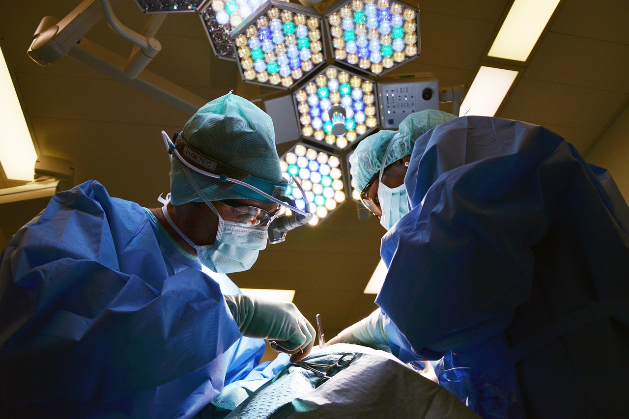 das gesundheitsministerium ist verantwortlich für die gesundheitspolitik, die überwachung von gesundheitsdiensten und die förderung der öffentlichen gesundheit. wir setzen uns für eine bessere gesundheitsversorgung und die verbesserung der lebensqualität in unserer bevölkerung ein.